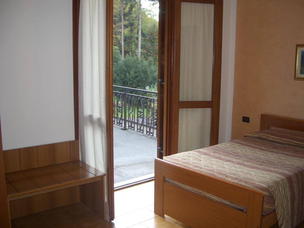 Albergo Il Castellino Boario Terme 외부 사진