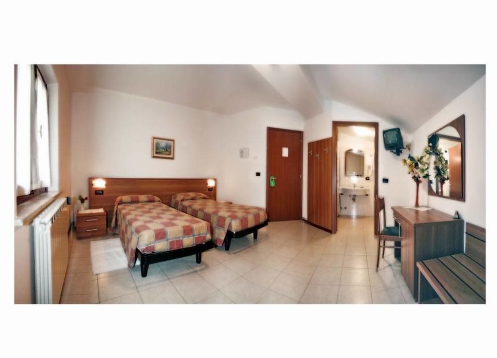 Albergo Il Castellino Boario Terme 외부 사진