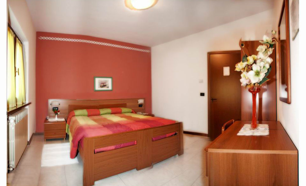 Albergo Il Castellino Boario Terme 외부 사진